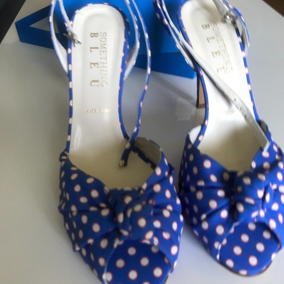 Chic Blue Polka Dot Platform Heels - Picture 2 of 6